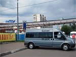 Бесплатный автобус Genser в пункт аренды автомобилей АрендаАвто-дюр на ул.Добролюбова